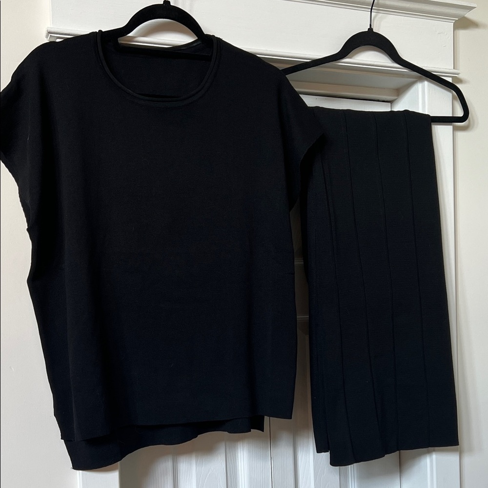 Momzense Evani Knit Set